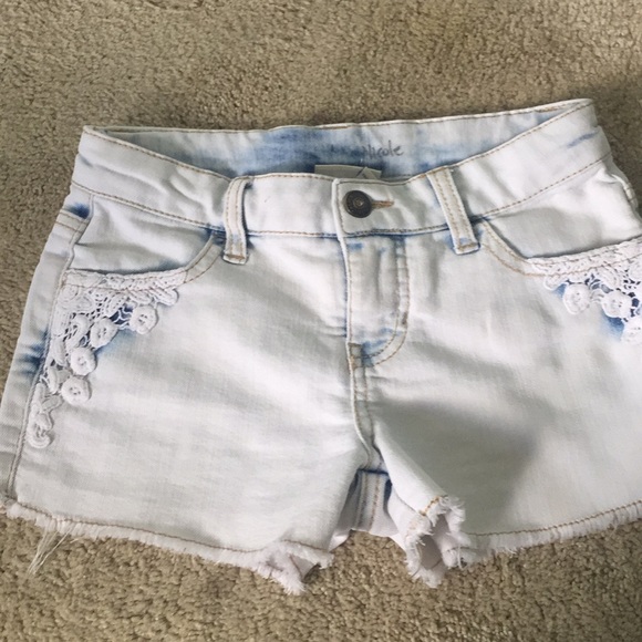 CHILDREN'S shorts - Picture 1 of 1